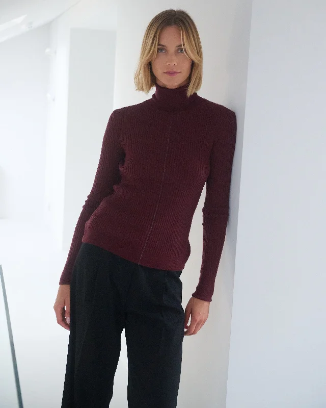 Austė: Hellebore Merino Wool Turtleneck