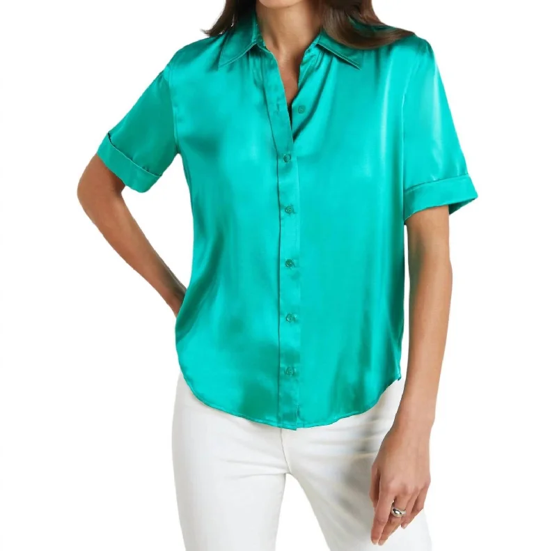 Ellah Short Sleeve Blouse In Bright Seafoam